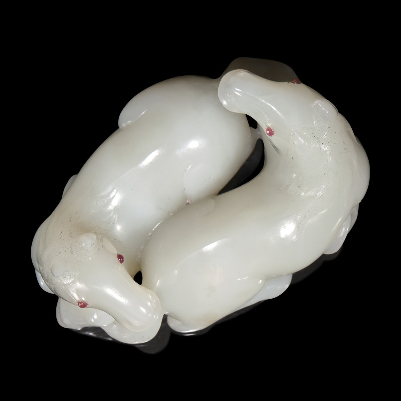 清晚期 白玉雙馬擺件 | A Chinese White Jade Carving of Double Horses, 19th Century - 图4