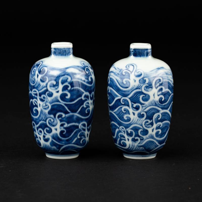    清雍正 青花海水賞瓶一對 - 图5