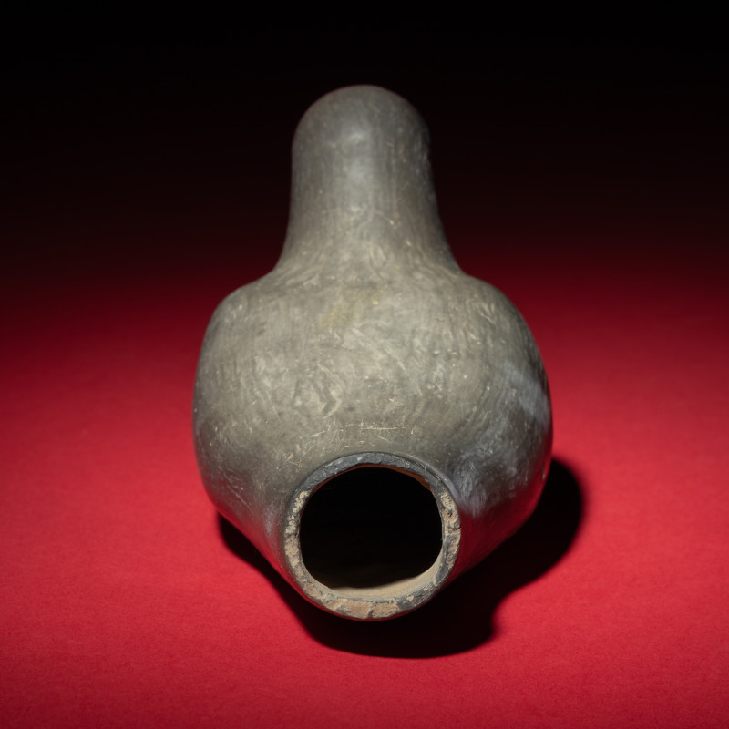 新石器時代 龍山文化黑陶鳥 | A Chinese Neolithic Black Pottery Bird, Longshan Culture - 图4