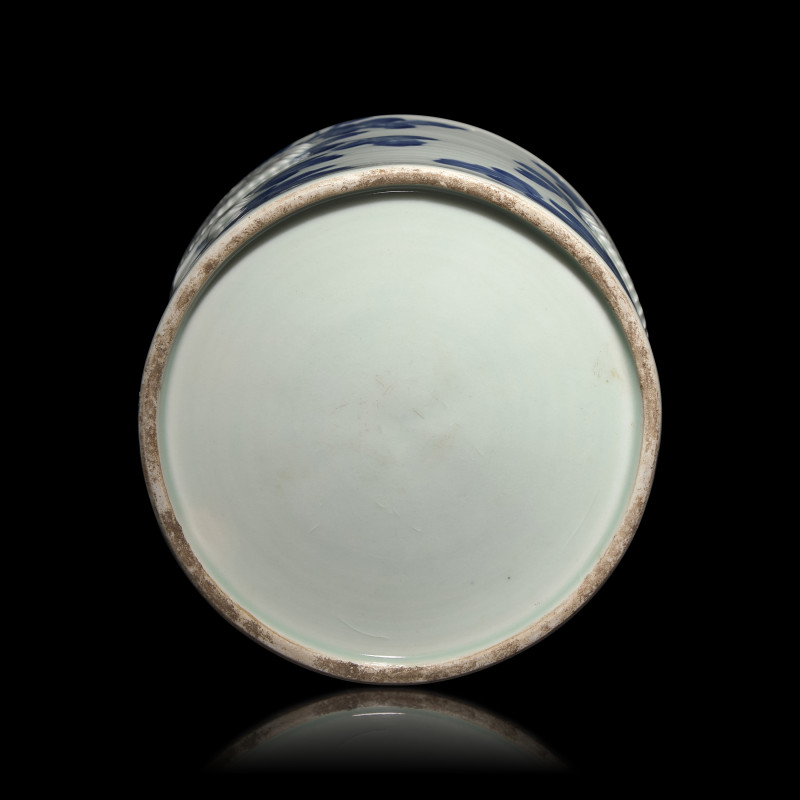 日本江戶-明治時代 平戶燒青花菊花圖筆筒 | A Japanese Hirado Blue and White Porcelain ' Kiku' Brush Pot, 19th Century - 图5