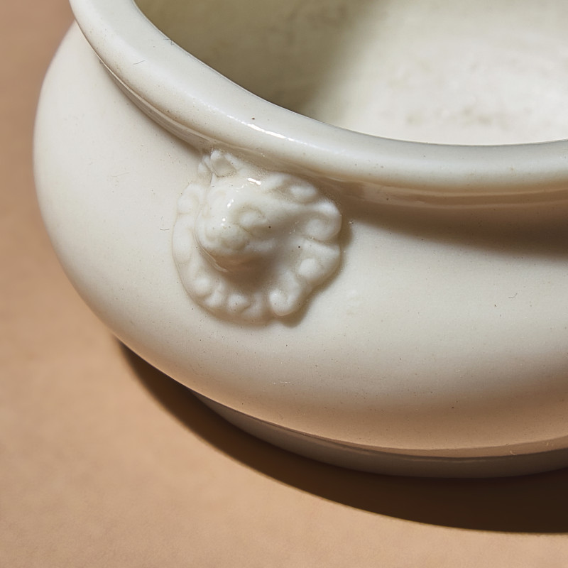 清早中期 德化白瓷雙輔首耳小香爐兩具 | Two Chinese Blanc-de-Chine Porcelain Incense Burners, 17th-18th Century - 图4