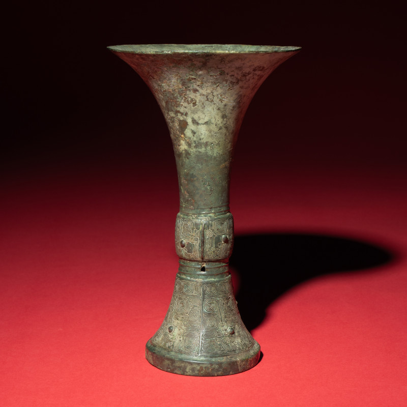 商 青銅觚 | A Chinese Archaic Bronze Gu Vessel, Shang Dynasty - 图2