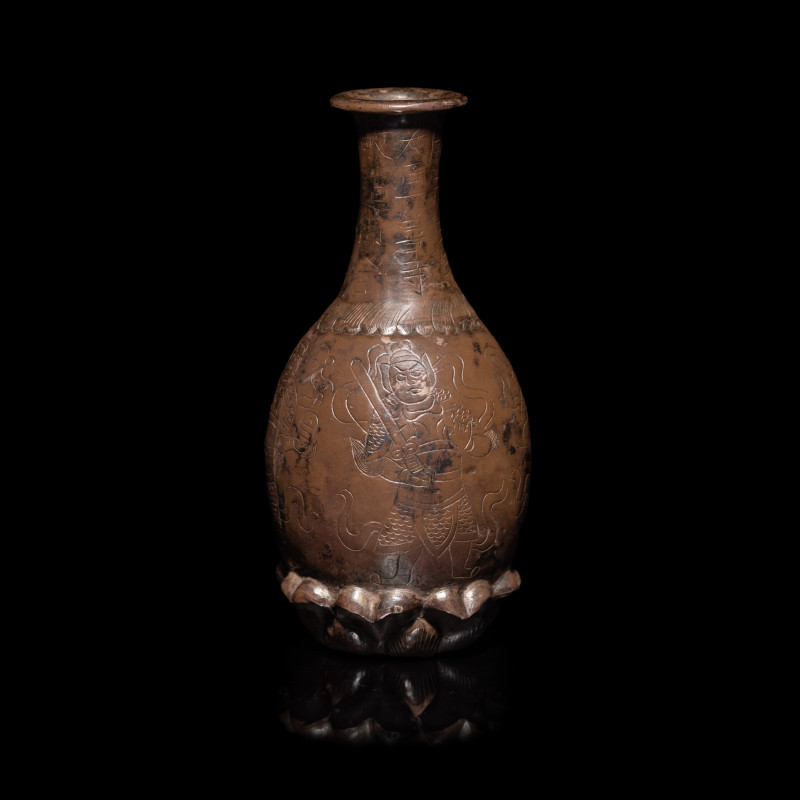 唐開元三年（715）线刻四大天王像银舍利瓶 | A Small Chinese Silver Reliquary Bottle, Tang Dynasty, Third Year of the Kaiyuan Era (715) - 图3