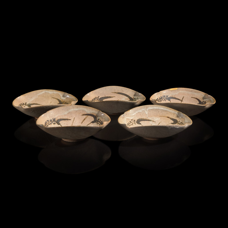 約1700年 日本唐津燒稻紋皿五件 | A Set of Five Japanese Ko-Karatsu Serving Dishes, Mukozuke , Circa 1700 - 图4