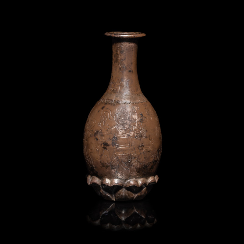 唐開元三年（715）线刻四大天王像银舍利瓶 | A Small Chinese Silver Reliquary Bottle, Tang Dynasty, Third Year of the Kaiyuan Era (715) - 图4
