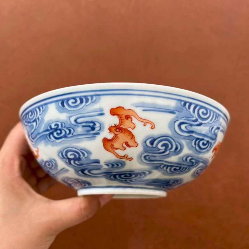 清光绪 “清华珍品”款青花矾红洪福齐天纹碗 - 图27