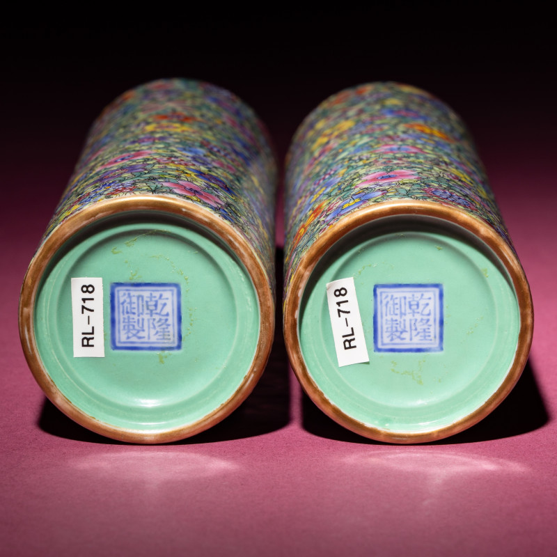 民國 粉彩百花不落地筆筒一對 | A Pair of Chinese Famille Rose 'Mille Fleur' Porcelain Brush Holders, Early 20th Century - 图5