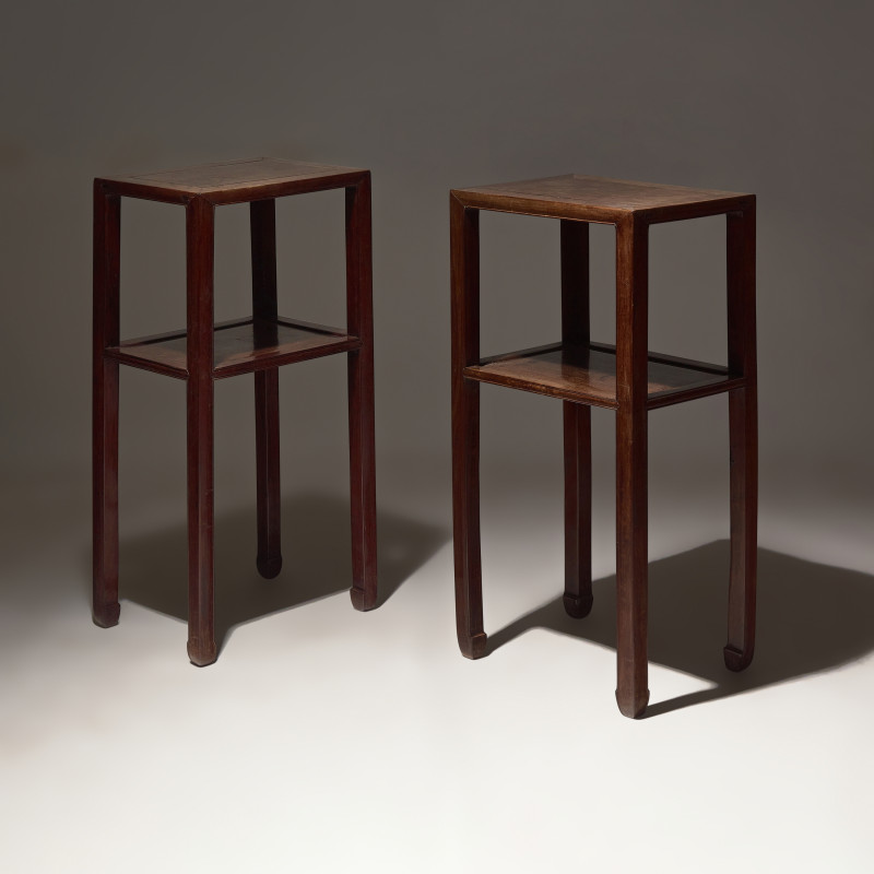 清中期 或爲黃花梨邊几一對 | A Pair of Chinese Hardwood, Possibly Huanghuali, Stands, Qing Dynasty, 18th Century