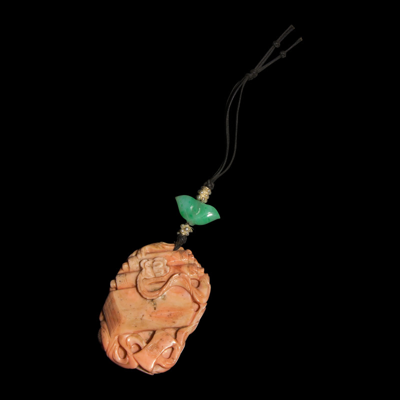 清 博古圖珊瑚佩 | A Chinese Carved Coral 'Bogu' Pendant, Qing Dynasty