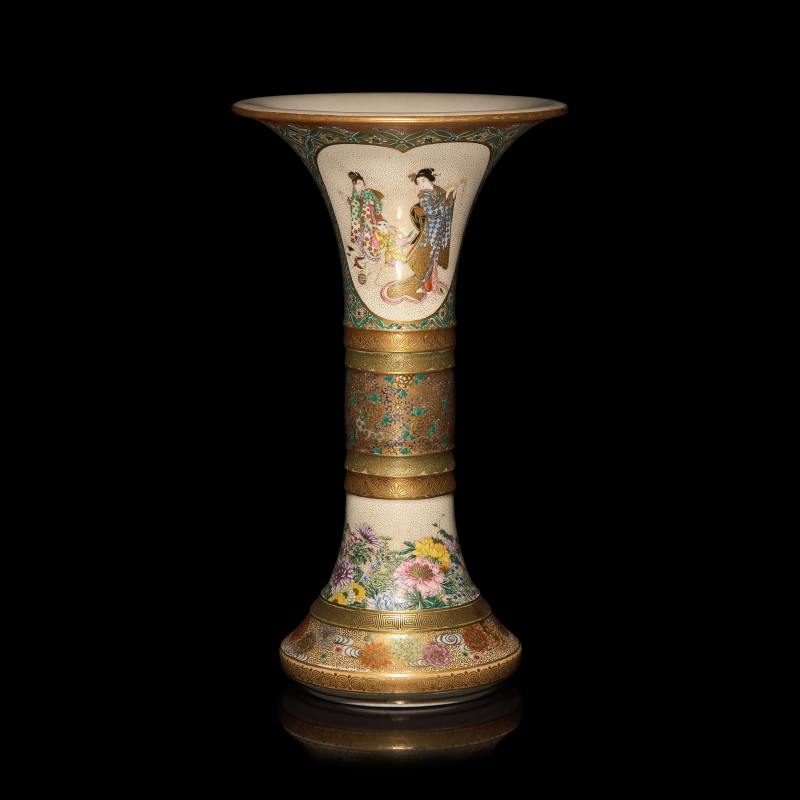 日本明治時代 錦光山造薩摩燒美人圖花觚 | A Japanese Satsuma-Type Trumpet Vase, Kinkozan Studios, Meiji Period - 图2