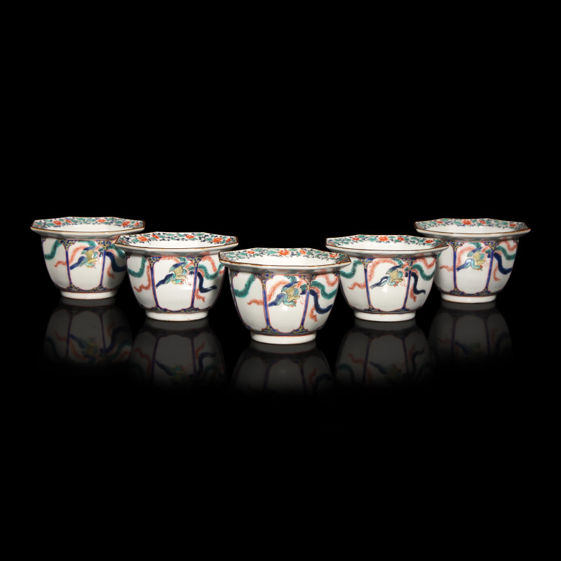 約1670-1690年 日本酒井田柿右衛門鳳紋八方小碗五件 | A Set of Five Japanese Kakiemon Porcelain Small Bowls, Circa 1670-1690