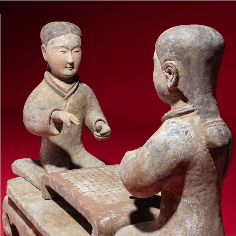 西漢 灰陶彩繪女對弈俑一組 | Two Chinese Painted Pottery Ladies Playing Liubo , Western Han Dynasty - 图5