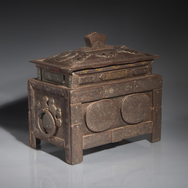 明末清初 藏式鉄錯銀方爐 | An Eastern Tibetan Inlaid Iron Censer, Late Ming to Early Qing Dynasty