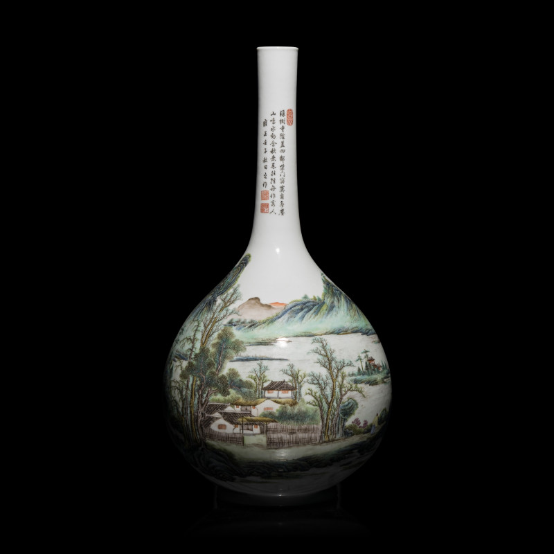 民國/近代 粉彩山水詩文長頸瓶 | A Chinese Famille Rose 'Landscape' Porcelain Vase, Republic Period/20th Century