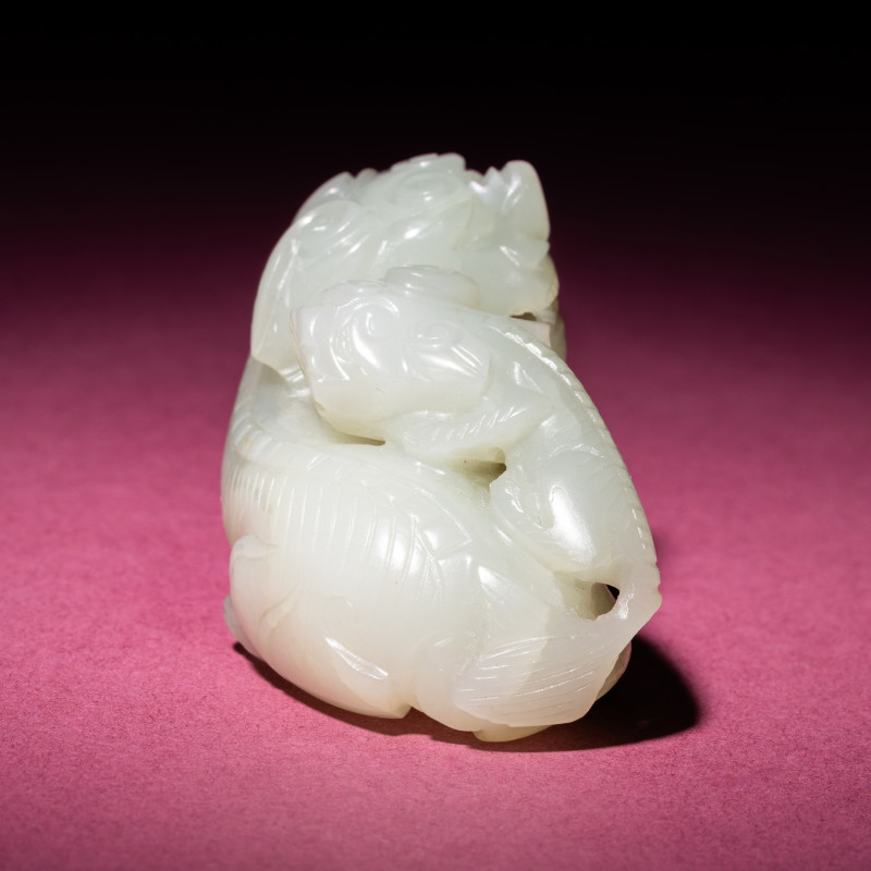 清 青白玉太獅少獅把件 | A Chinese Pale Celadon Jade Group of Fu Lions, Qing Dynasty - 图4