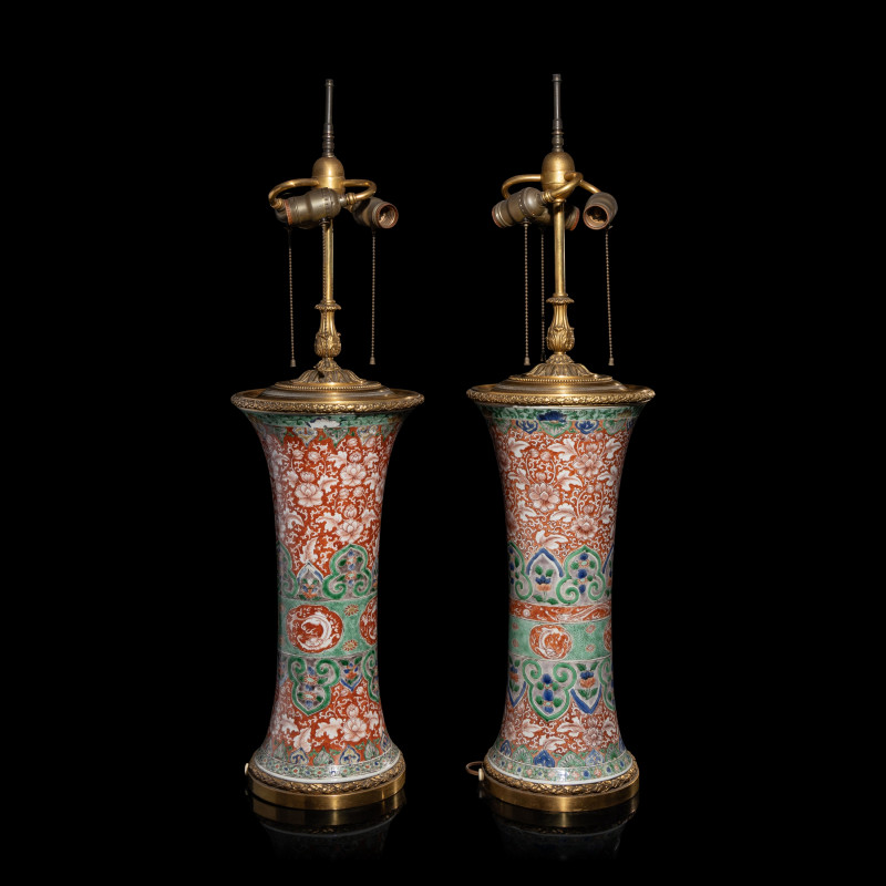 清中期 五彩纏枝花卉紋觚一對 | An Associated Pair of Chinese Famille Verte 'Flowers' Porcelain Gu Vases, 18th/19th Century - 图5