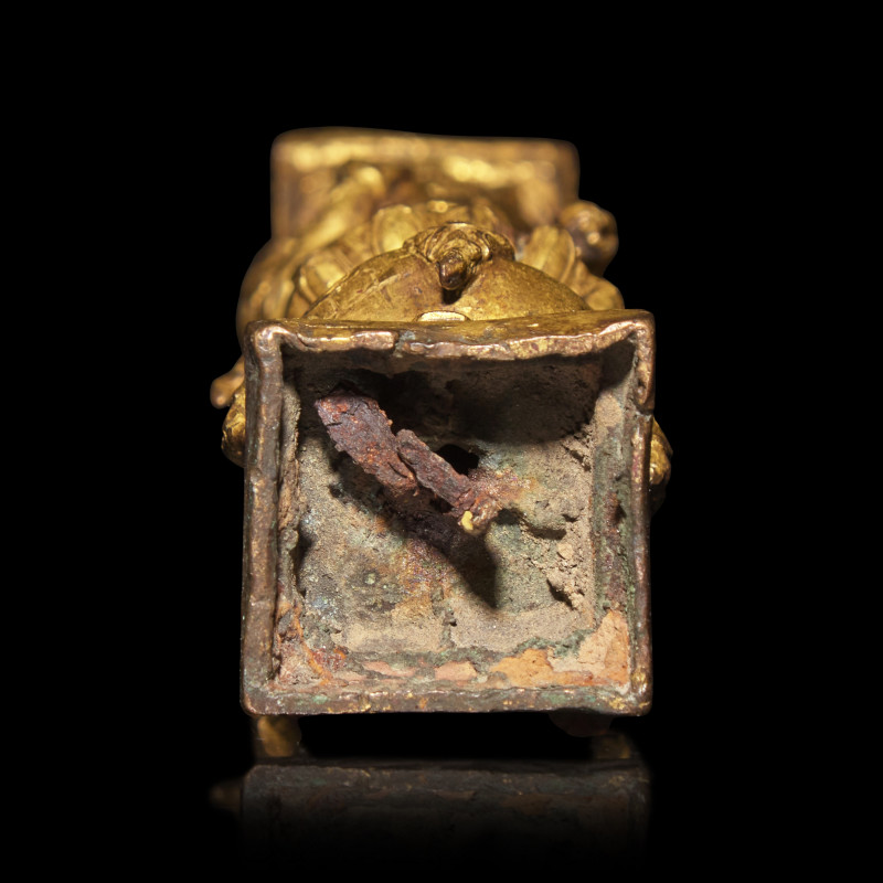 十四-十五世紀早期 丹薩替寺銅鎏金雙面塔柱 | A Tibetan Gilt Copper Alloy Double-Sided Stupa Column Support, Densatil Monastery, 14th/Early 15th Century - 图5