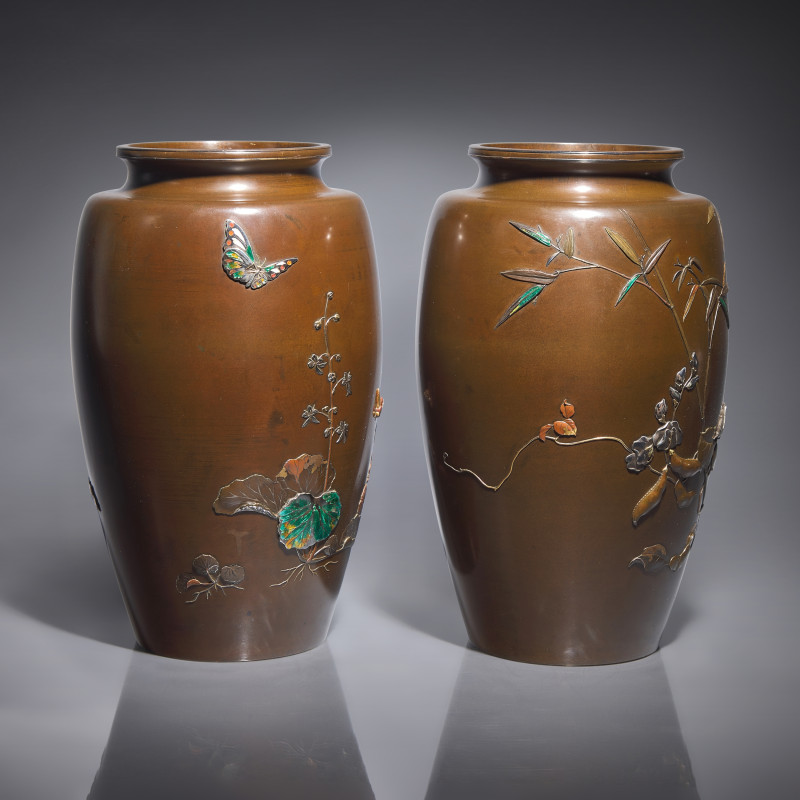 日本明治時期 高肉象嵌銅瓶一對 | A Pair of Japanese Enameled and Mixed Metal-Inlaid Patinated Bronze Vases, Attributed to Saito, Meiji Period - 图4