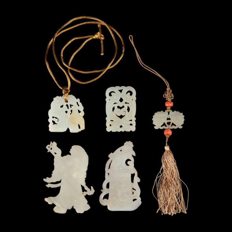 清 玉佩五枚 | Five Chinese Jade Carvings, Qing Dynasty - 图2
