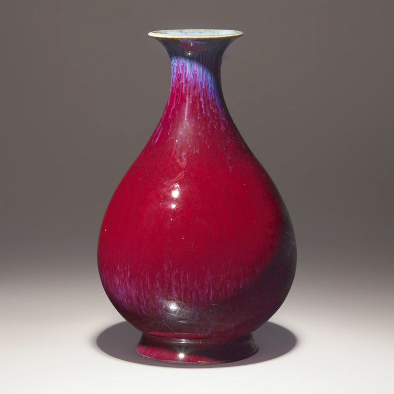 乾隆款 窯變釉玉壺春瓶 | A Chinese Flambe Glazed Yuhuchun Vase, Qianlong Mark