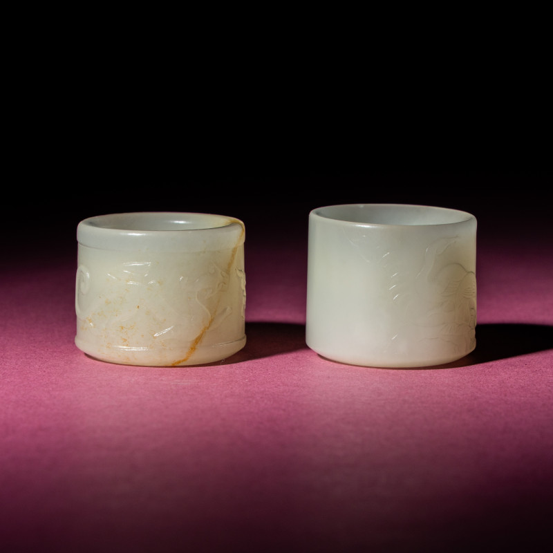 清中期 白玉刻動物紋扳指兩枚 | Two Chinese White Jade 'Animal' Archer's Rings, 18th Century - 图5