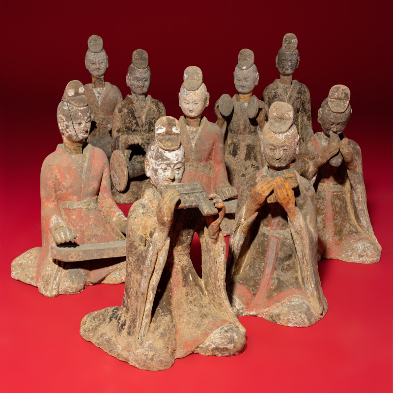 北魏晚期-北齊 灰陶彩繪伎樂俑一組九件 | Nine Chinese Painted Grey Pottery Musicians, Late Northern Wei-Northern Qi Dynasty - 图2
