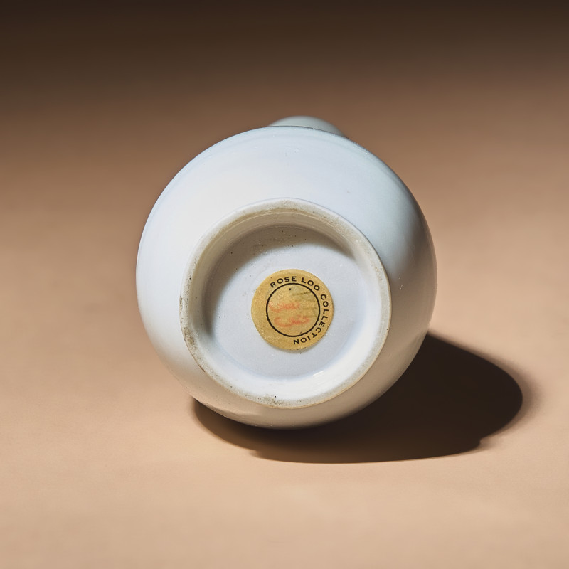 清早中期 德化白瓷長頸瓶 | A Chinese Blanc-de-Chine Porcelain Vase, Late 17th-Early 18th Century - 图3