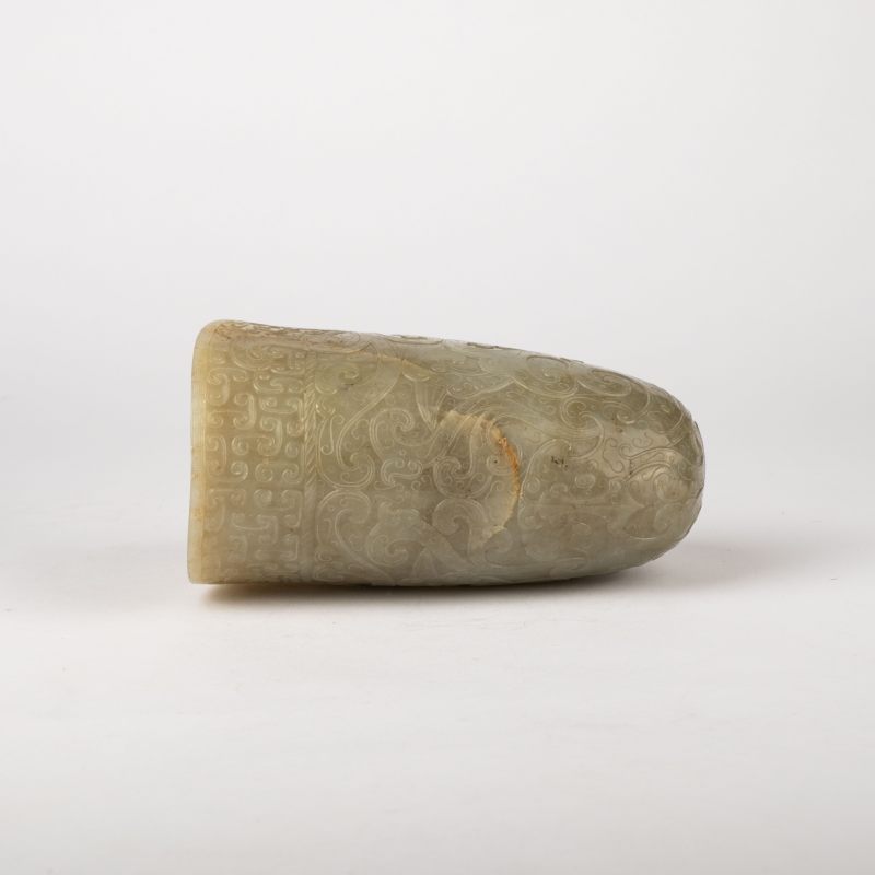    清乾隆 白玉御題詩龍紋角杯 - 图2