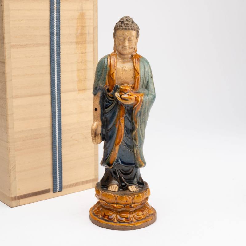    明 法華彩如來像