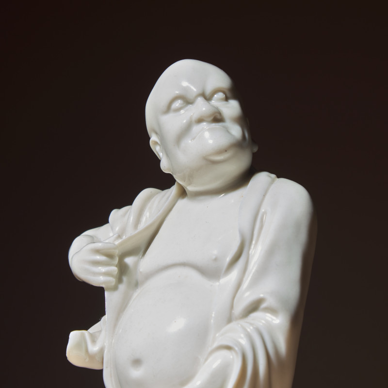 清 德化白瓷羅漢立像 | A Chinese Blanc-de-Chine Porcelain Standing Figure of a Luohan, Qing Dynasty - 图7