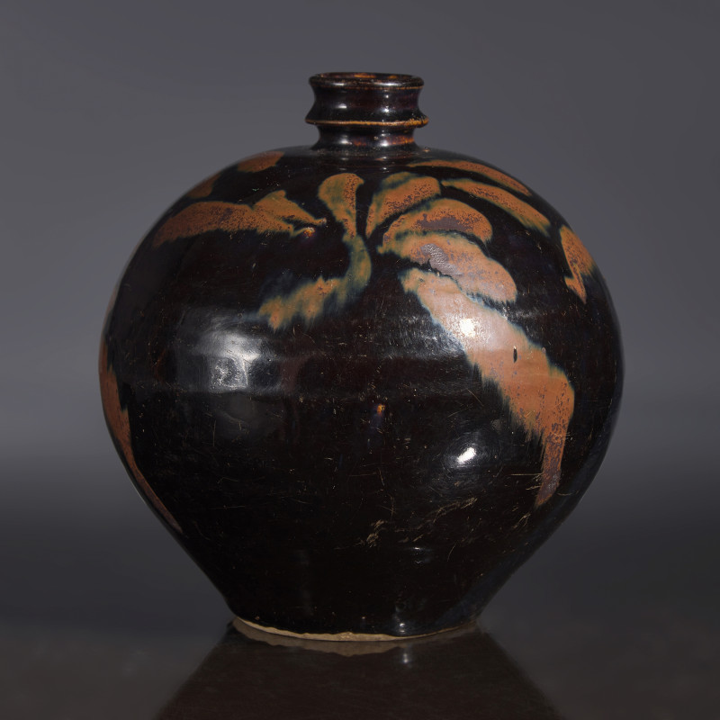 金/元 磁州窯黑釉鐵鏽花嘟噜瓶 | A Chinese Cizhou Black Glazed Globular Jar, Jin/Yuan Dynasty