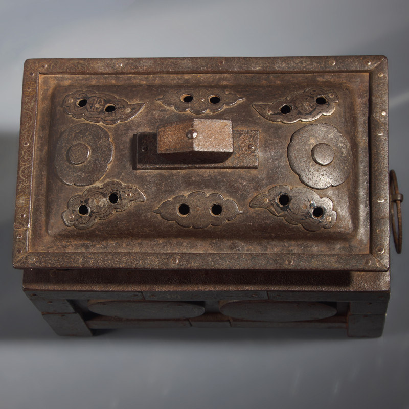 明末清初 藏式鉄錯銀方爐 | An Eastern Tibetan Inlaid Iron Censer, Late Ming to Early Qing Dynasty - 图4