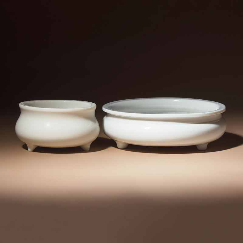 清早期 德化白瓷三足爐兩具 | Two Chinese Blanc-de-Chine Porcelain Tripod Censers, Early Qing Dynasty - 图2
