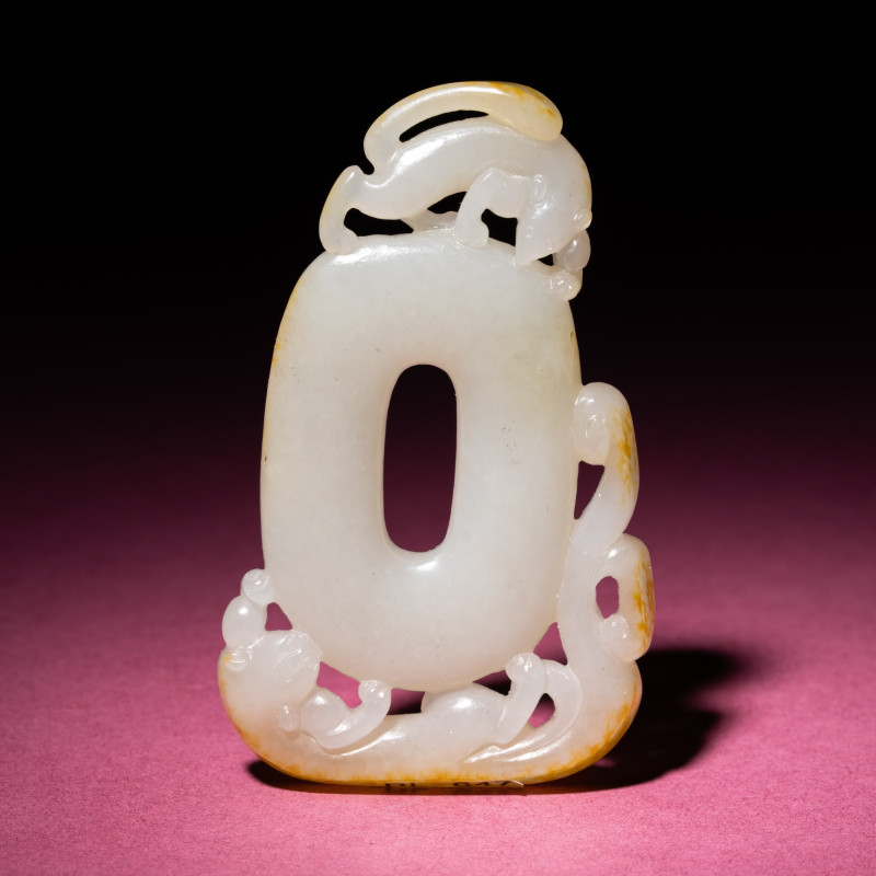 清中期 白玉留皮螭龍紋佩 | A Chinese Russet and White Jade 'Chilong' Pendant, 18th/19th Century