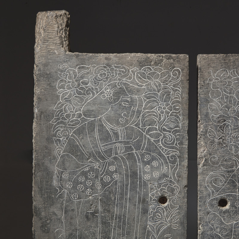盛唐 綫刻仕女圖青石墓門一對 | A Pair of Large Chinese Engraved 'Ladies' Tombs Doors, Mid Tang Dynasty - 图2