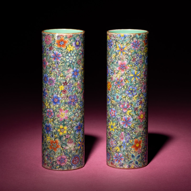 民國 粉彩百花不落地筆筒一對 | A Pair of Chinese Famille Rose 'Mille Fleur' Porcelain Brush Holders, Early 20th Century - 图2