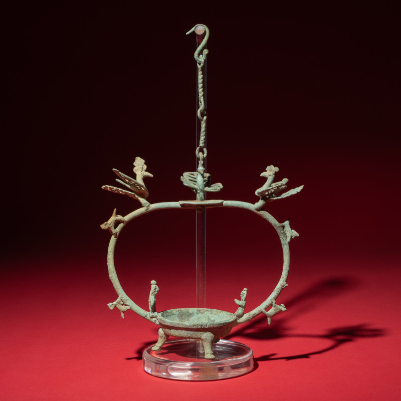 東漢 青銅龍鳳神人懸燈 | A Chinese Bronze 'Phoenix and Immortal' Hanging Oil Lamp, Eastern Han Dynasty