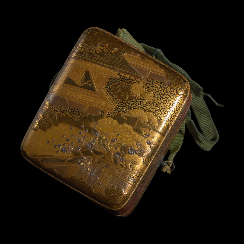 日本江戶時代 日本蒔繪漆盒 | A Japanese Gold Lacquer Rectangular Covered Box, tebako , Edo Period