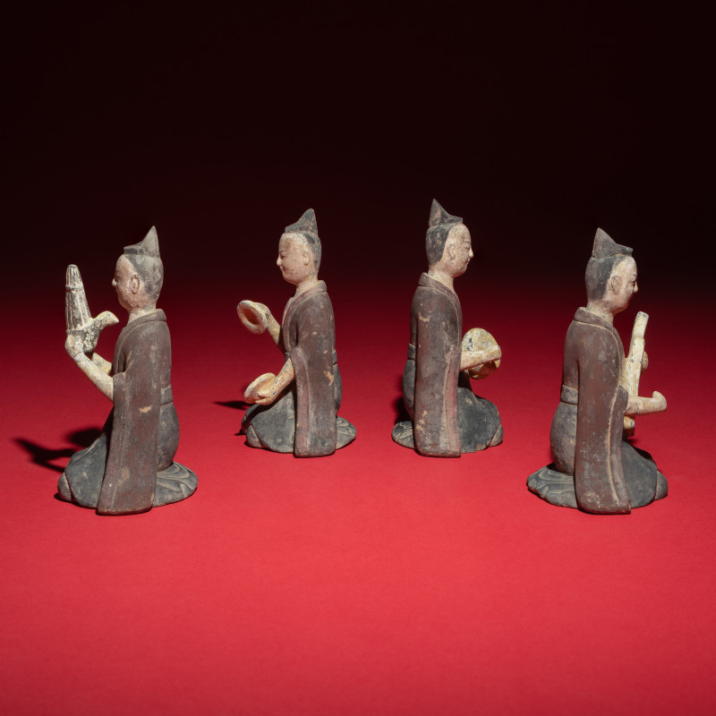北魏晚期-北齊 灰陶彩繪伎樂俑一組四件 | Four Chinese Painted Pottery Musicians, Northern Wei-Northern Qi Dynasty - 图5