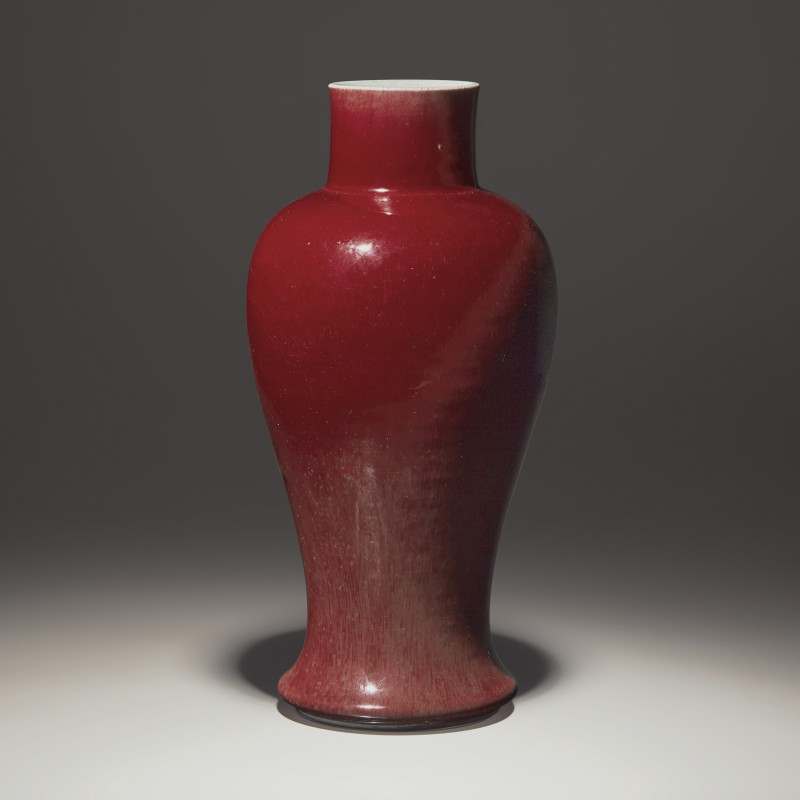 清中期 紅釉觀音瓶 | A Chinese Copper Red Glazed Porcelain Vase, 18th/19th Century