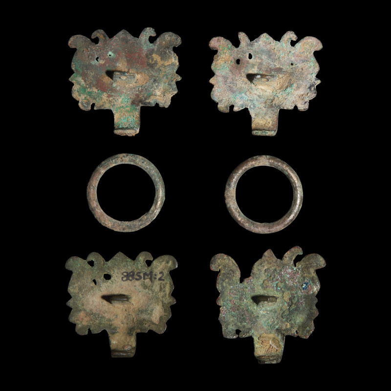 漢-六朝 銅鎏金饕餮紋輔首兩對 | Two Pairs of Chinese Gilt Bronze 'Taotie Mask' Fittings, Han-Six Dynasties - 图3