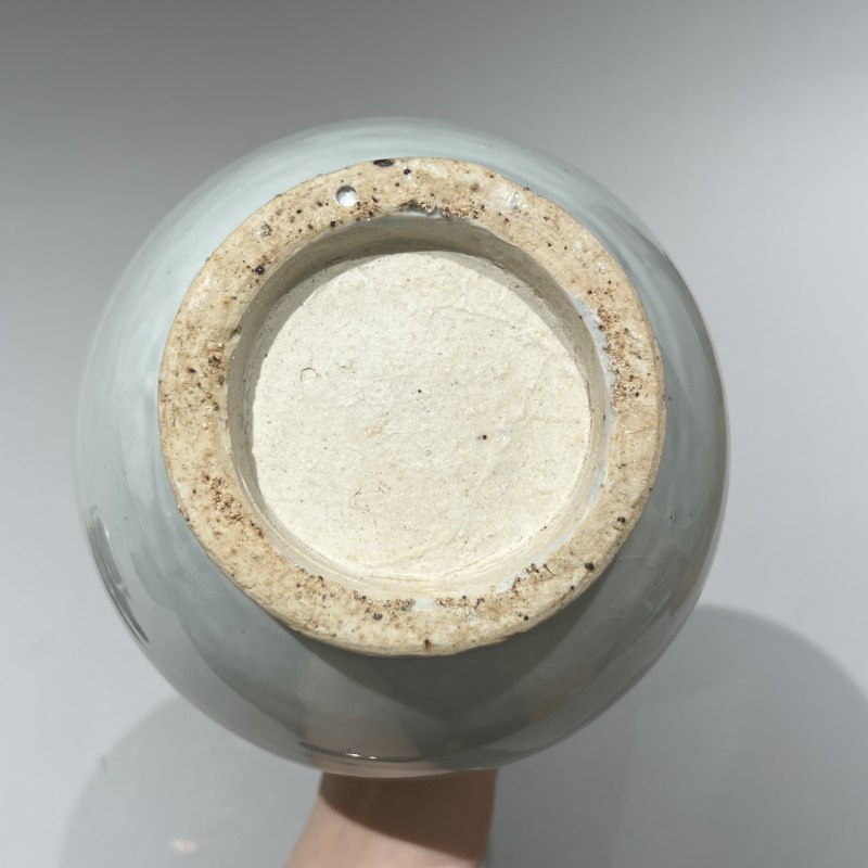 元代 枢府窑卵白釉印花玉壶春瓶 - 图4