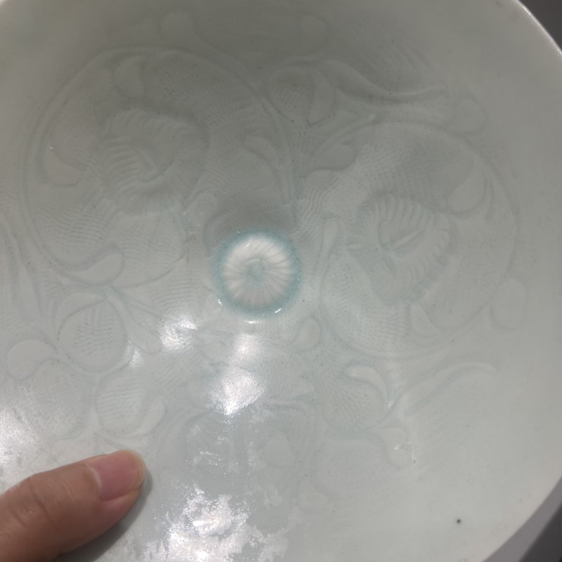 明代 青白釉花卉纹斗笠盏 - 图8
