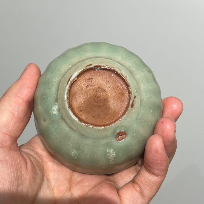 明代 龙泉窑青釉莲瓣点彩小杯 - 图9