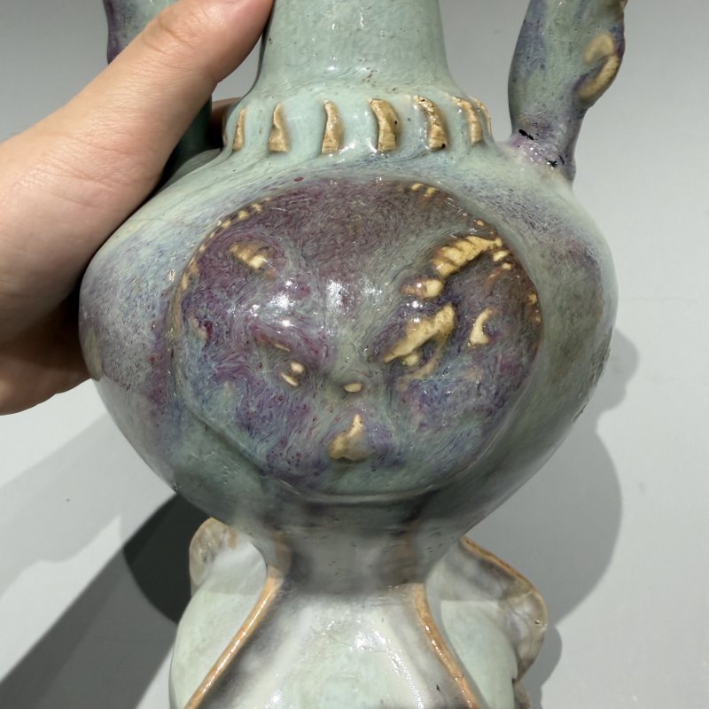 明代 钧窑紫斑花口兽面瓶 - 图6