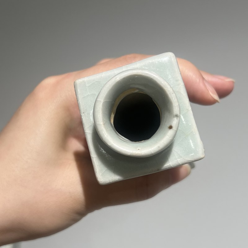 明代 青白釉琮式瓶一对 - 图6