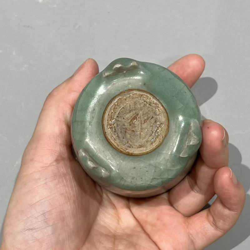 明代 龙泉粉青釉小琴炉 - 图8
