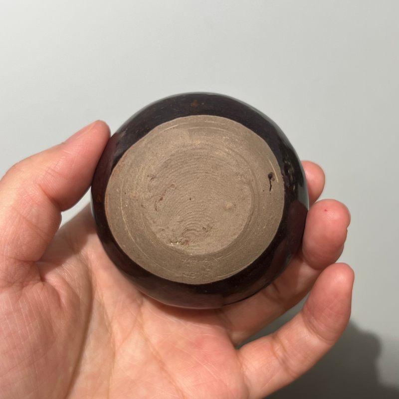 明代 洪塘窑薄胎酱黑釉茄子 - 图3