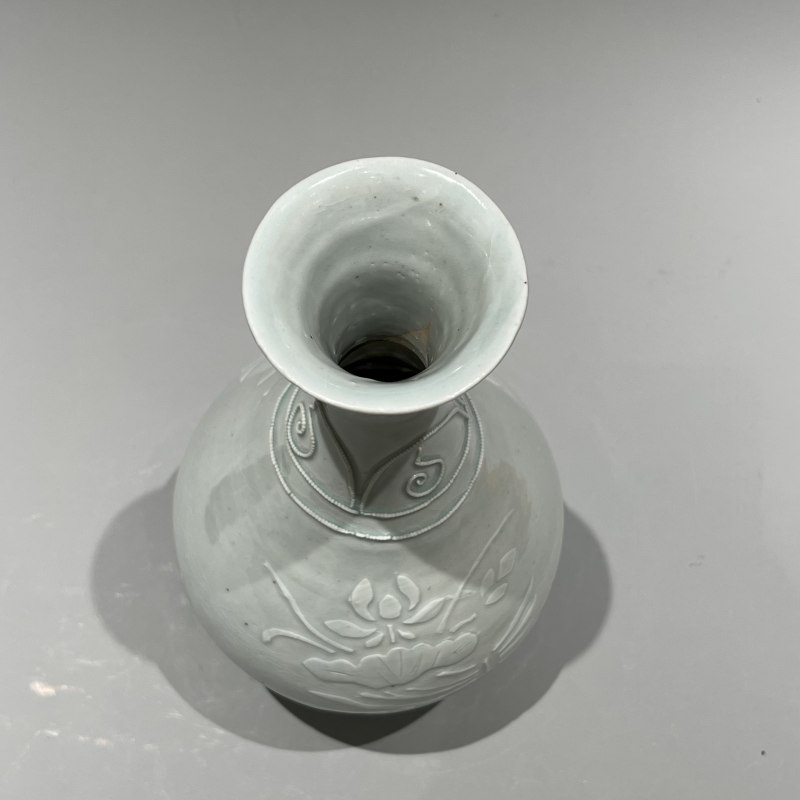 元代 枢府窑卵白釉印花玉壶春瓶 - 图5