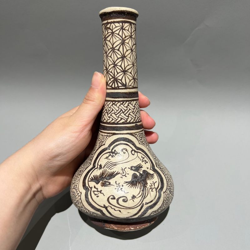 明代 吉州窑四凤长颈瓶 - 图3